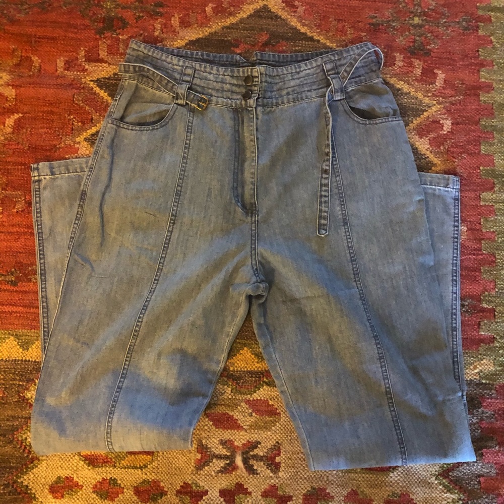 High waisted jeans